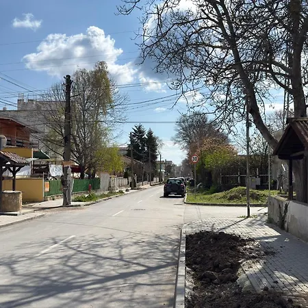 Къща за гости Relax Boutique House 3*