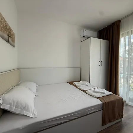Relax Boutique House Къща за гости Кранево