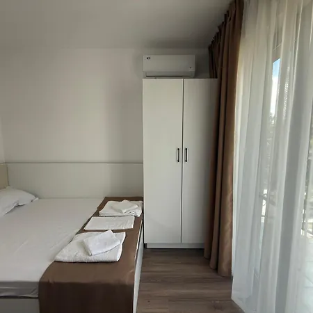 Relax Boutique House Къща за гости Кранево