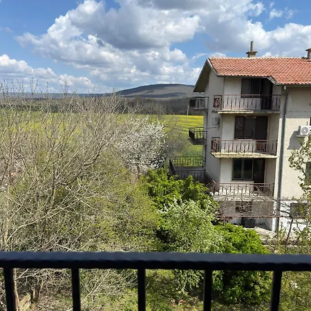 Къща за гости Relax Boutique House